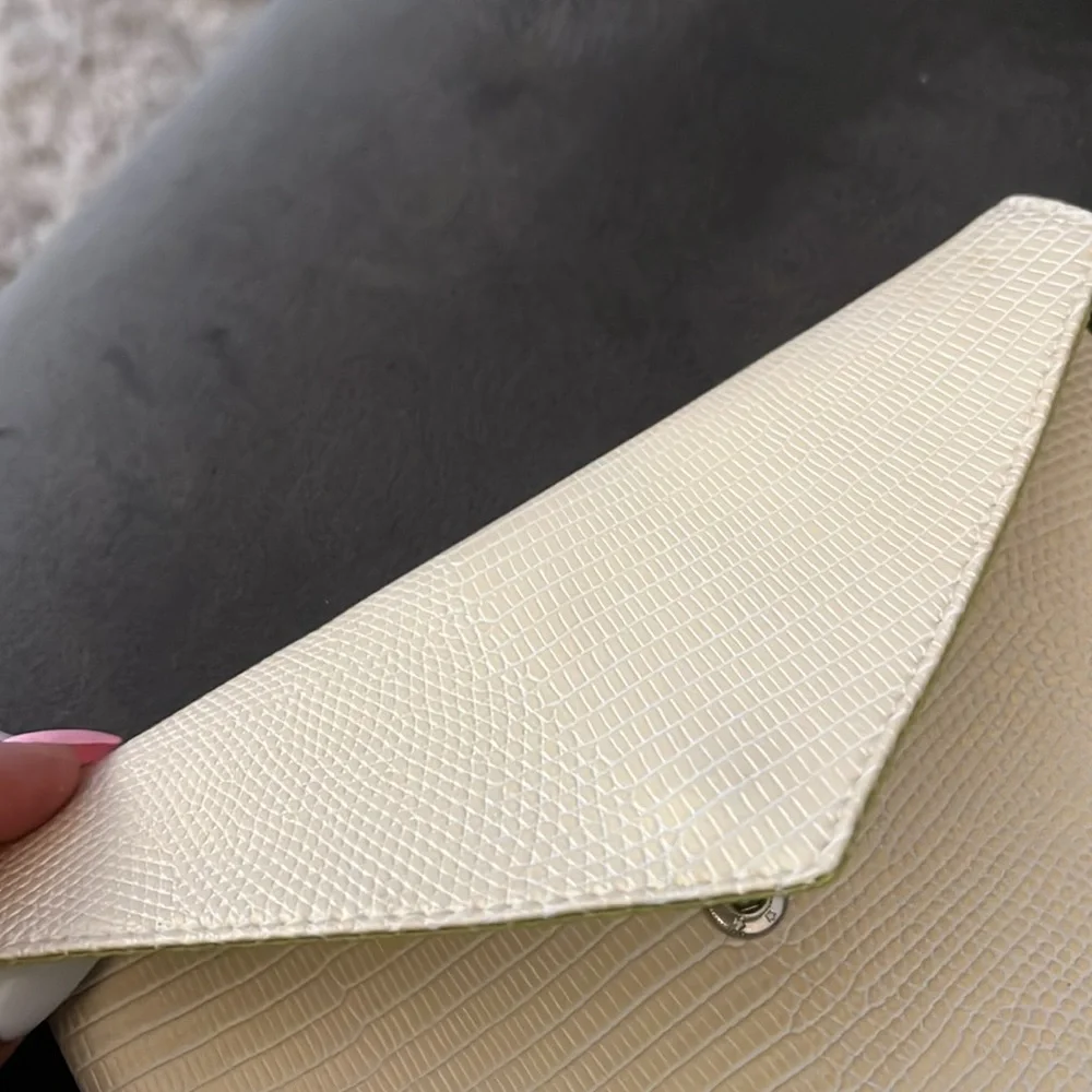 Ipsy Ivory Faux Snakeskin Glam Cosmetic Bag